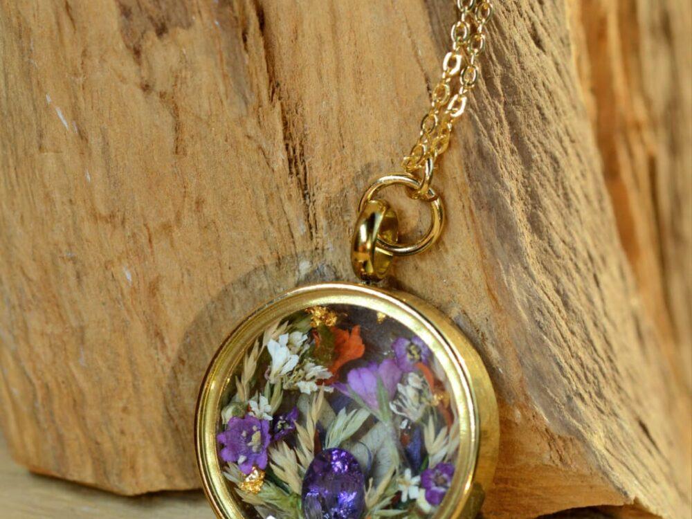 Petit médaillon Violet